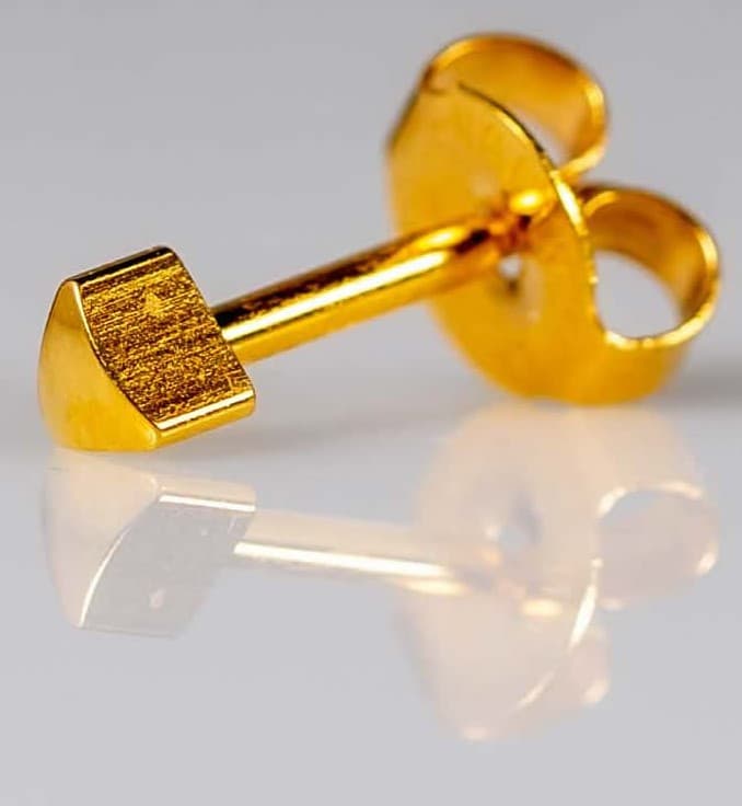 GOLD PLATE STUD - Triangle Shape