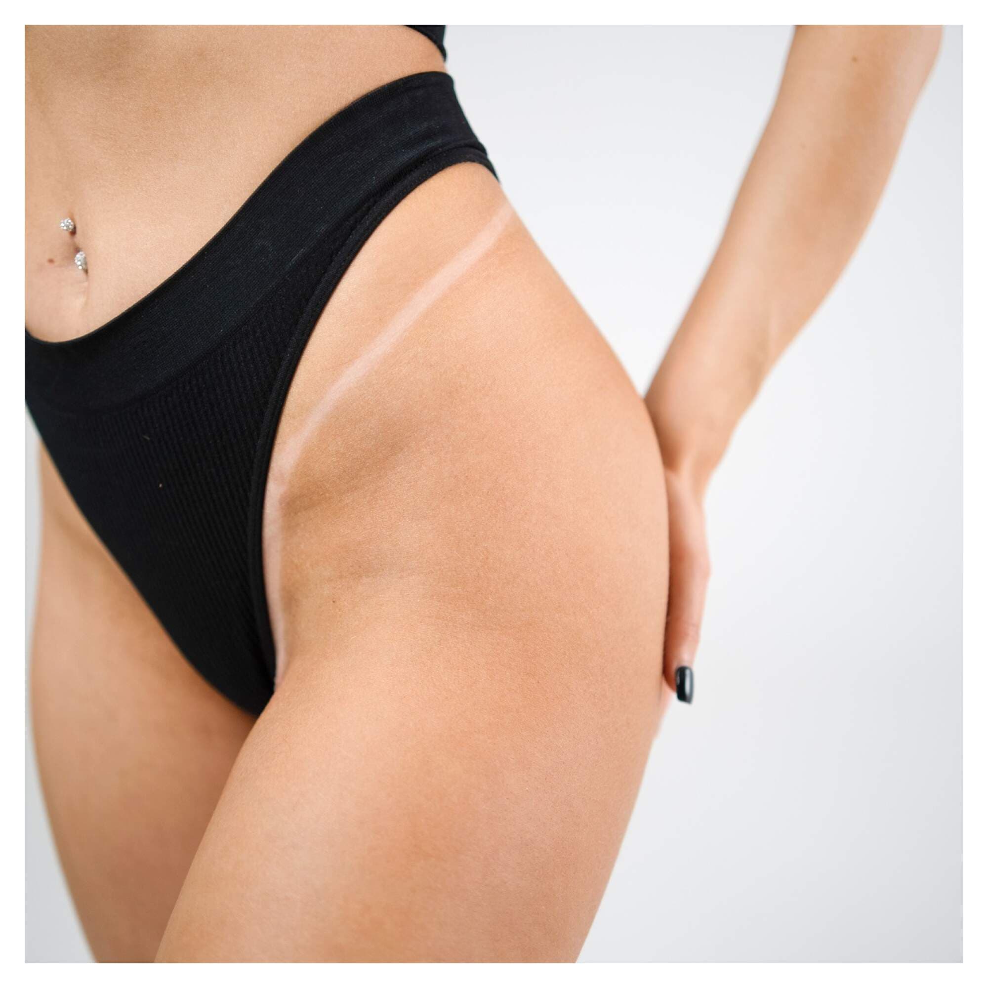 SIENNA X TAN - SOLUTION - Light-Medium OLIVE 8% Spray Tan - 250ml - Image 2